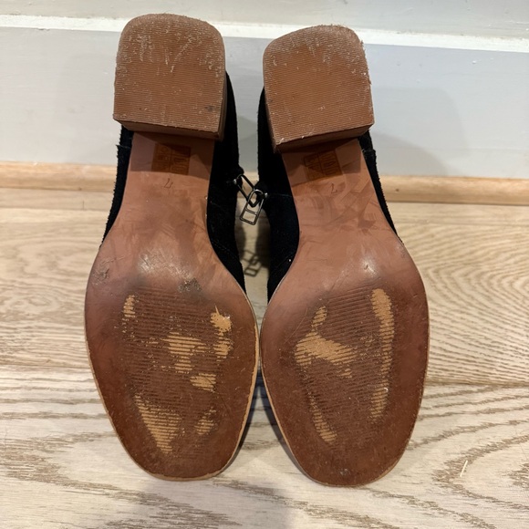 Madewell Bryce Suede Chelsea Boot - black - Picture 6 of 7